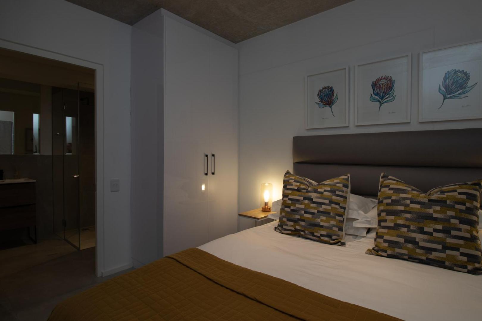 Apartment Luxury & Tranquility At Alphen Glen Constantia Cape Town