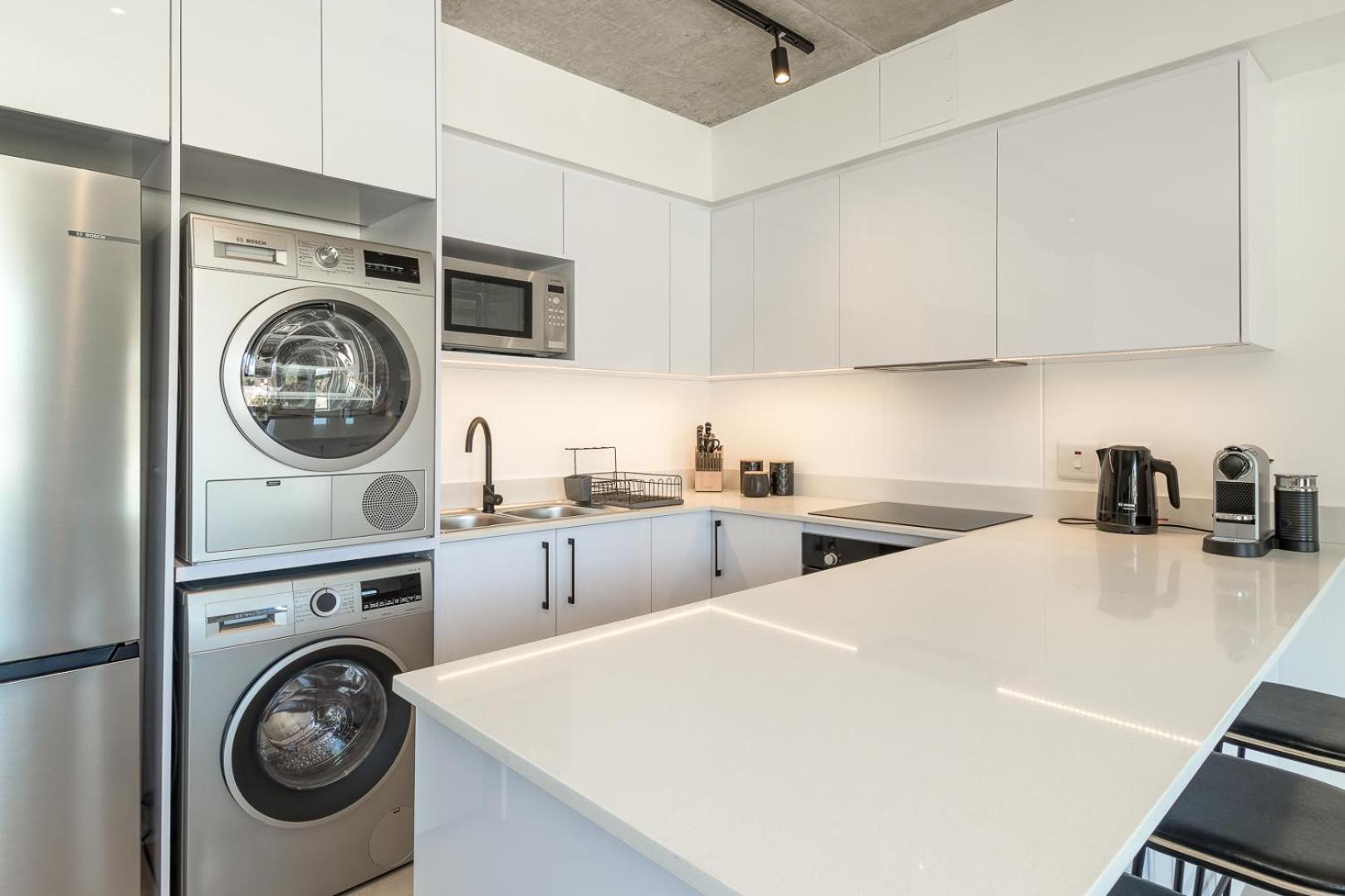 Apartment Luxury & Tranquility At Alphen Glen Constantia